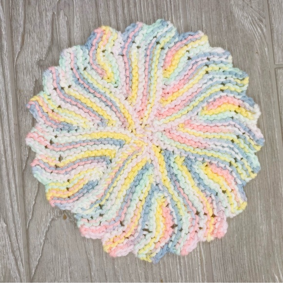 Crochet / knit yarn craft hot pads / trivets bundle of 14 handmade crafts diy - Picture 14 of 16